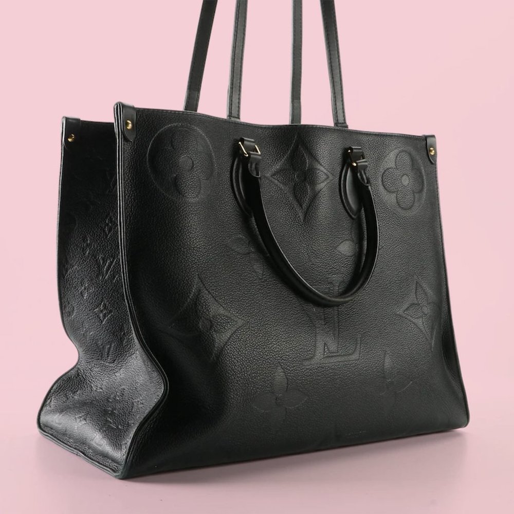 Louis Vuitton OnTheGo GM Tote in Monogram Giant Empreinte Leather - Picture 3 of 13